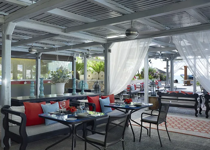 Aquagrand Artistic Luxury - Adults Only 린도스