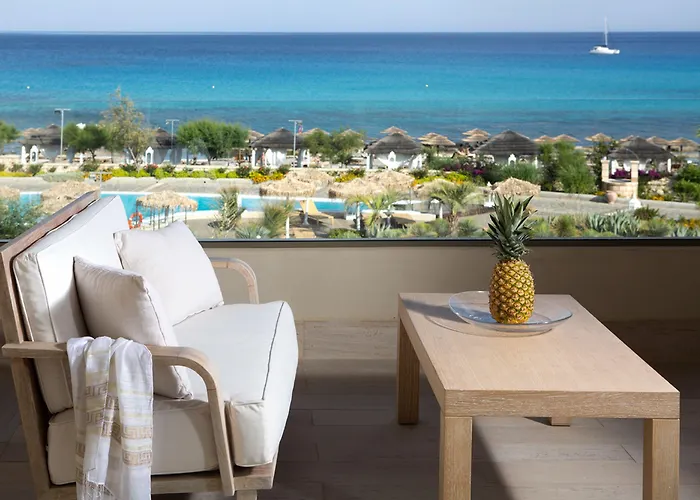 فندق Aquagrand Artistic Luxury - Adults Only 5*