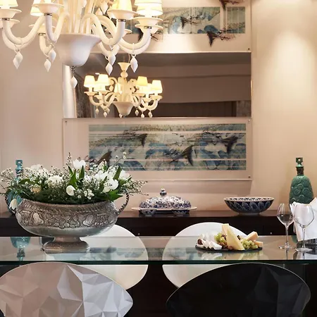 ホテル Aquagrand Artistic Luxury - Adults Only リンドス