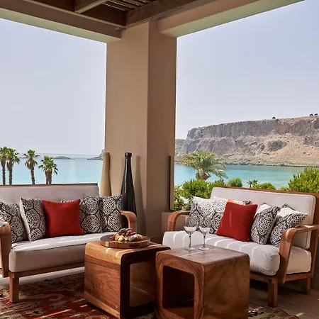 ホテル Aquagrand Artistic Luxury - Adults Only リンドス