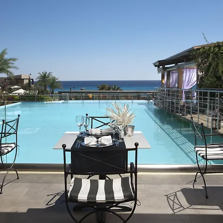 ホテル Aquagrand Artistic Luxury - Adults Only 5*