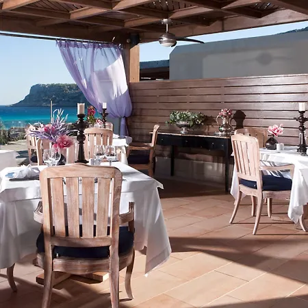 ホテル Aquagrand Artistic Luxury - Adults Only リンドス